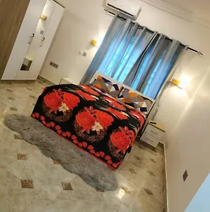 Success Apartments - 1Bedroom, Adjiringanor Otinshi Exterior photo