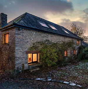 The Old Coach House - Converted Barn With Private Garden Parking And Fireplace Тотнес Exterior photo