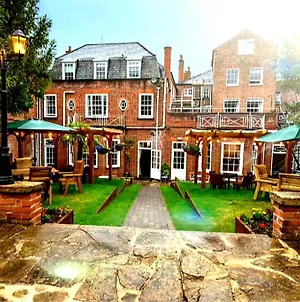 The Chequers Hotel Ньюбери Exterior photo