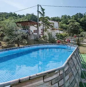 Awesome Home In Castelnuovo Di Farfa With Outdoor Swimming Pool, Wifi And 2 Bedrooms Exterior photo