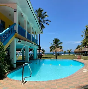 Las Lajas Beach Resort Exterior photo