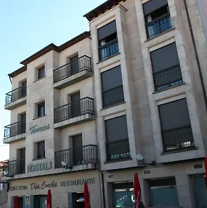 Hostal Torres Сан-Леонардо-де-Ягуэ Exterior photo