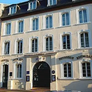 Logis Hotel De Paris Сент-Авольд Exterior photo