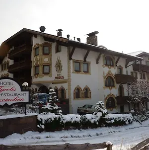 Hotel Tyrolis Цирль Exterior photo