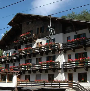 Hotel Garni Mille Pini Сканно Exterior photo