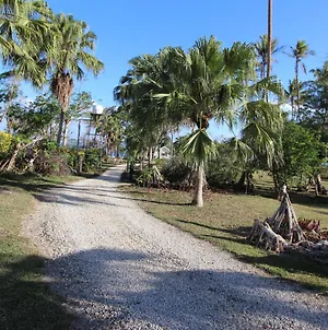 Vila Del Mare Beachfront Resort Порт-Вила Exterior photo